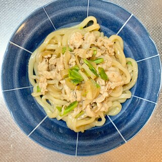 麺つゆで焼きうどん